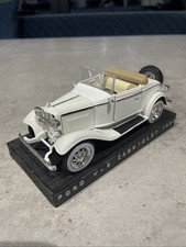 1:32 Model Of A Ford V-8 1932