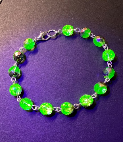 Green uranium vaseline glass - uranium,