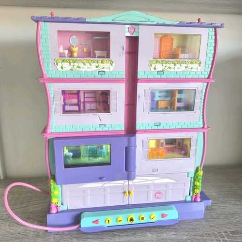 2006 pixel chix roomies - 2006,