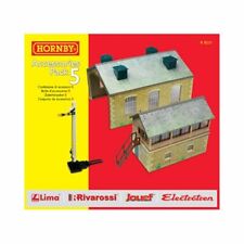HORNBY R8231 Accessories Pack 5 Buildings brand new