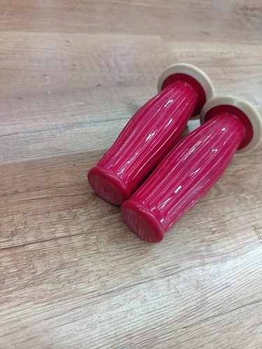 Vespa metalplast knobs - vespa, gran