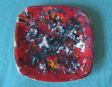 UNUSUAL ART POTTERY SQUARE