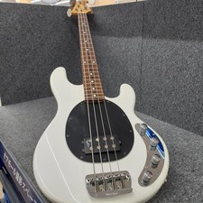 ERNIEBALLMUSICMAN STINGRAY