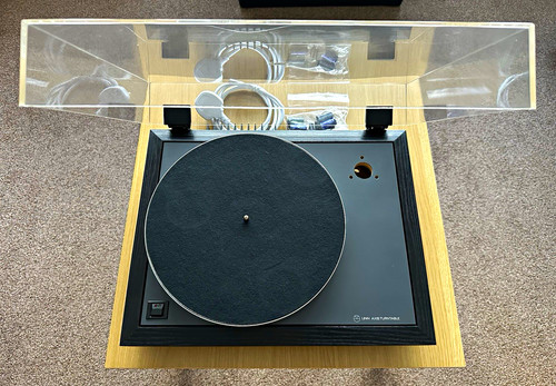 Linn axis turntable black - axis, 2