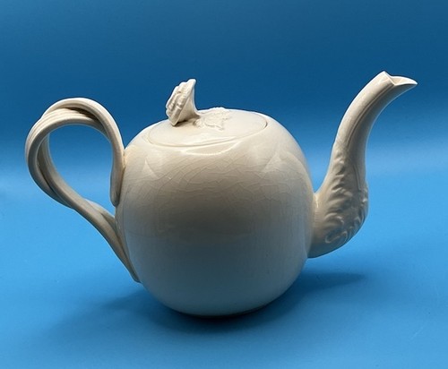 Beautiful vintage leedsware - beautiful,