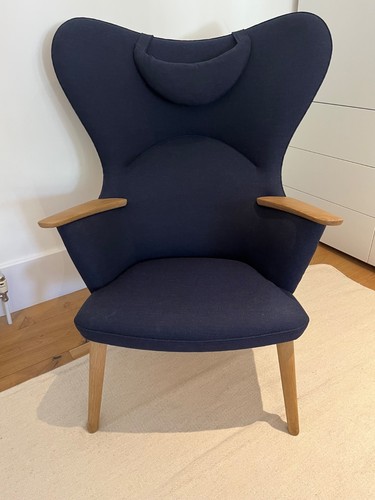 Carl hansen wegner mama bear - carl,