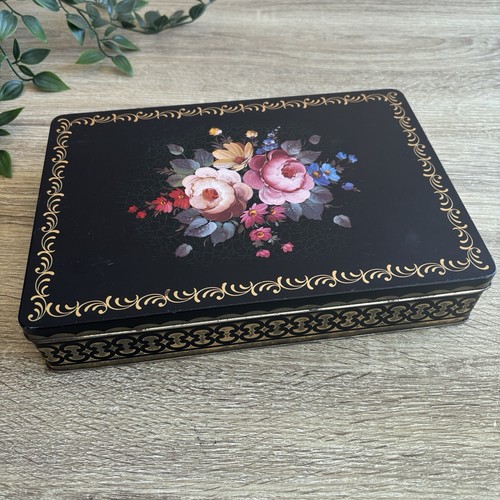 Vintage black gold scroll - black,
