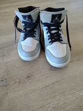 Nike Air Jordan 1 Mid