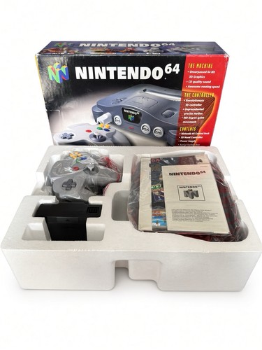 Nintendo console boxed - 64,