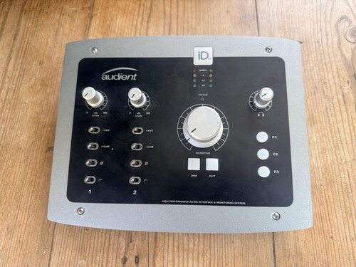 Audient id22 usb audio - id22,