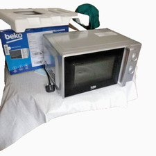 Beko MOC20100SFB 700 Watt 20 Litres Free Standing Manual Dial Microwave Silver