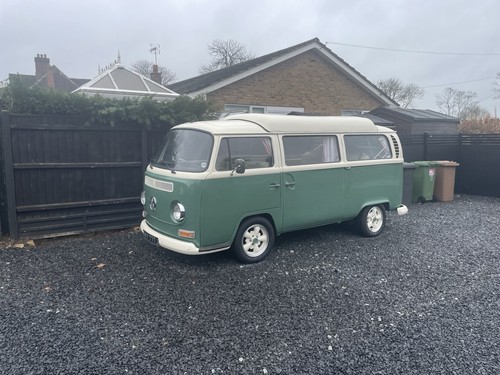 1971 bay camper - 1971, vw