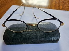 Vintage Windsor Style Round