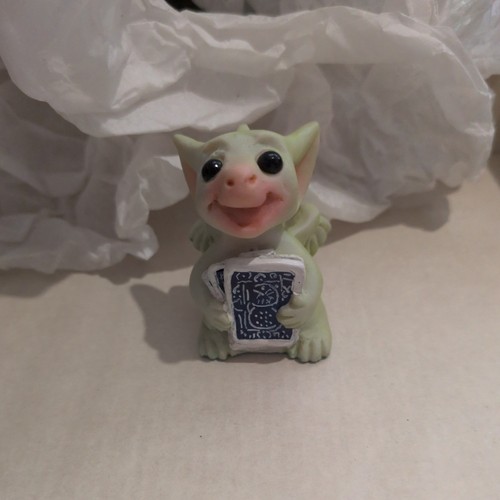Pocket dragon poker face - pocket,