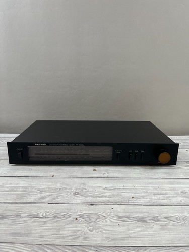 Rotel stereo tuner - rt-820,