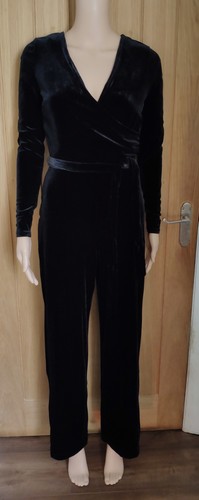 New black long - sleeve, velvet