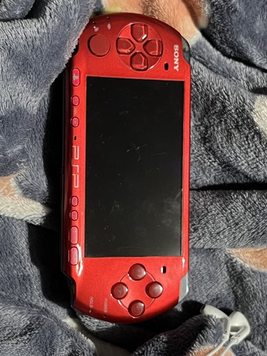 Red psp 3000 excellent - red,