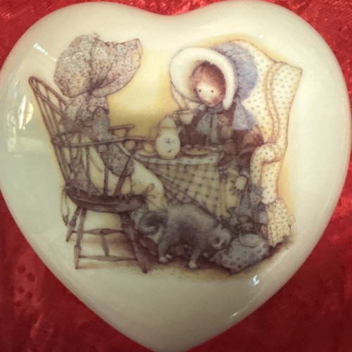 Vintage holly hobbie porcelain - holly,