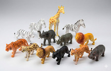 Plastic animal Lion Elephant