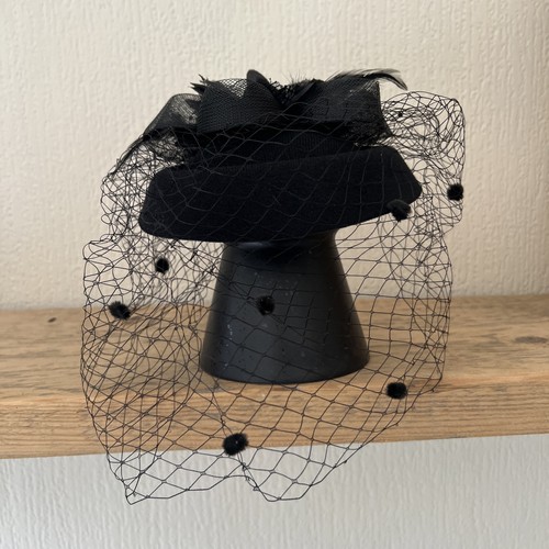 Black pill box - black, fascinator