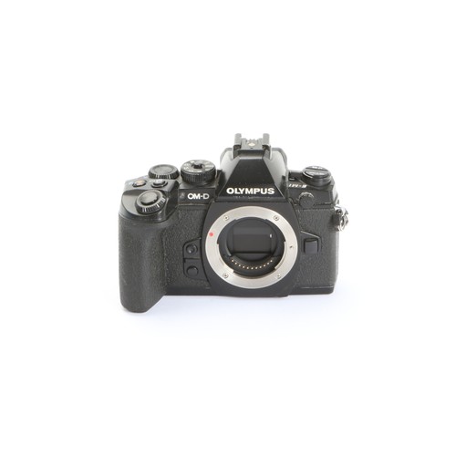 Olympus black - om-d, e-m1