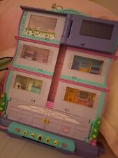 Pixel Chix Roomies House With