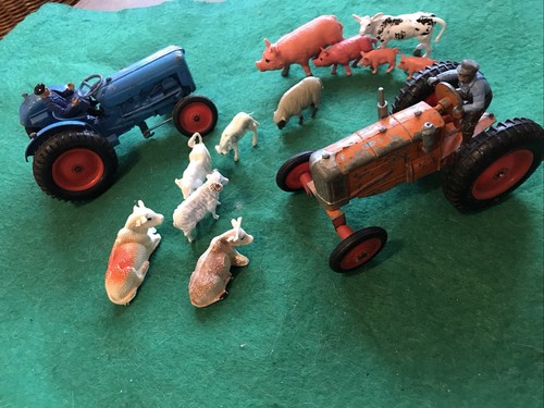 Diecast tractors crescent 2 - crescent, x