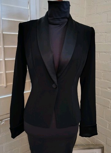 Sarah danielle black - sarah, tuxedo