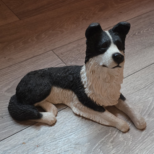 Border collie resin dog - border,
