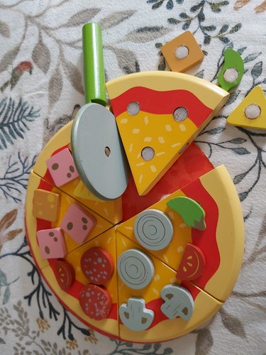 Bijiggs toy wooden pizza - wooden,