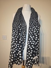 WOMEN LARGE SCARF BLACK AND