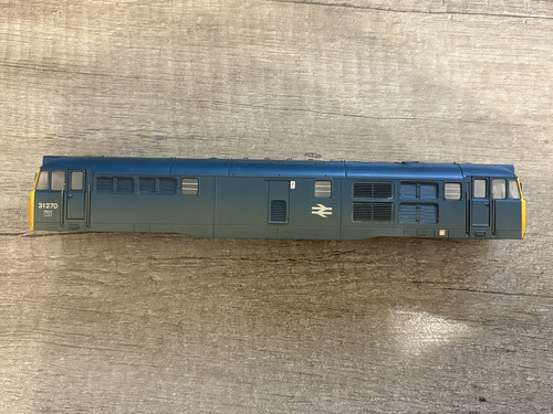 Hornby r2413 gauge - hornby, oo