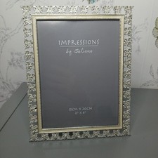 Impressions by Juliana Metal