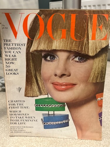Vintage vogue magazine - us,