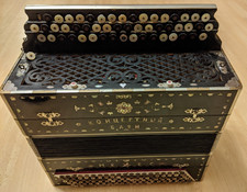 Vintage Russian Bayan button