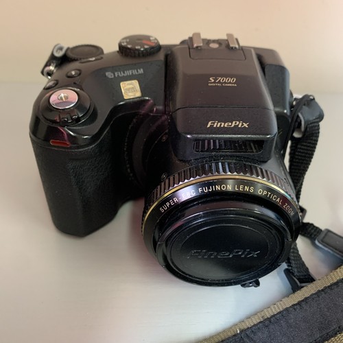 Fujifilm finepix s7000 - fujifilm,
