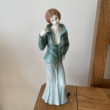 The Regal Collection Lady Figurine *Nicola* 25cm Tall