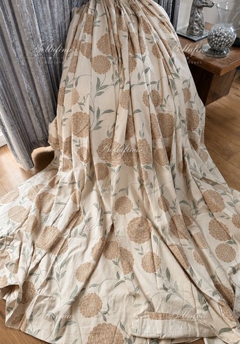 Laura ashley original - laura, erin