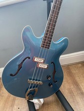 Guild starfire bass in Electric skyblue