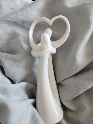 Porcelain figurine circle - figurine, of