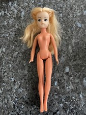 Vintage Pale Faced Sindy Doll 2nd Generation 033055X