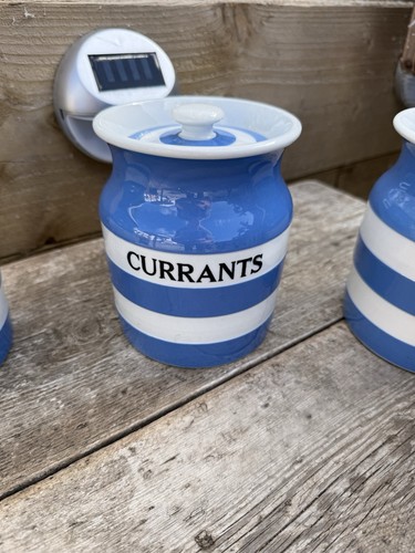 Vintage green cornishware - tg,