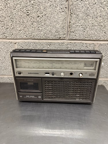 Grundig 400 radio cassette - rr,