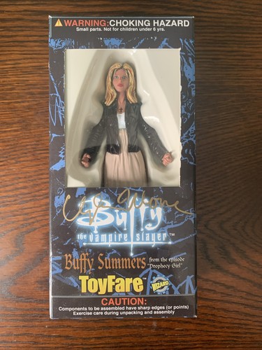 Signed buffy summers from - buffy,