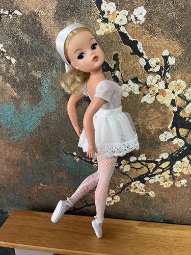 Pedigree 1970s ballerina - 1970s,