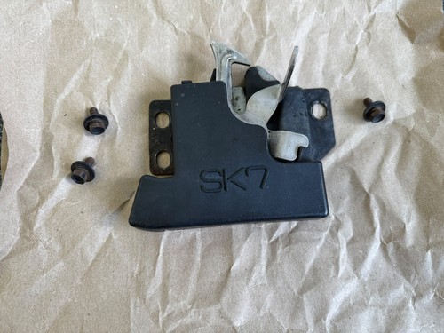 Honda civic bonnet lock - honda,