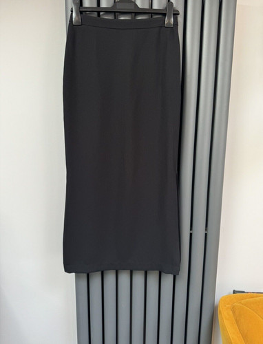 New chain store - chain,