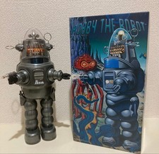 ROBBY THE ROBOT Figure Osaka