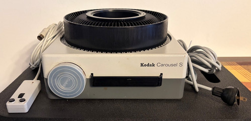 Kodak carousel projector - carousel, s