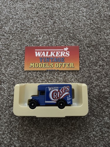Walkers lledo crisps van - lledo,